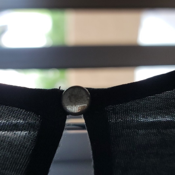 Express Black Lace cut out sleeveless top - Picture 11 of 11